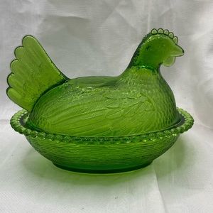 HEN ON NEST LIME GREEN
